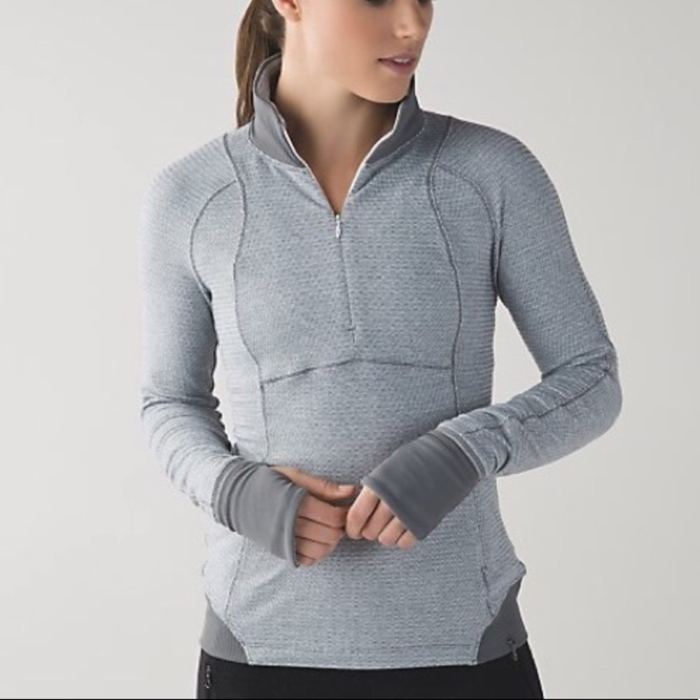 Lululemon Runderfull 1/4 zip pullover, thumb holes